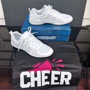 CADIDL Cheer Shoes Sneakers Size 10 EUC